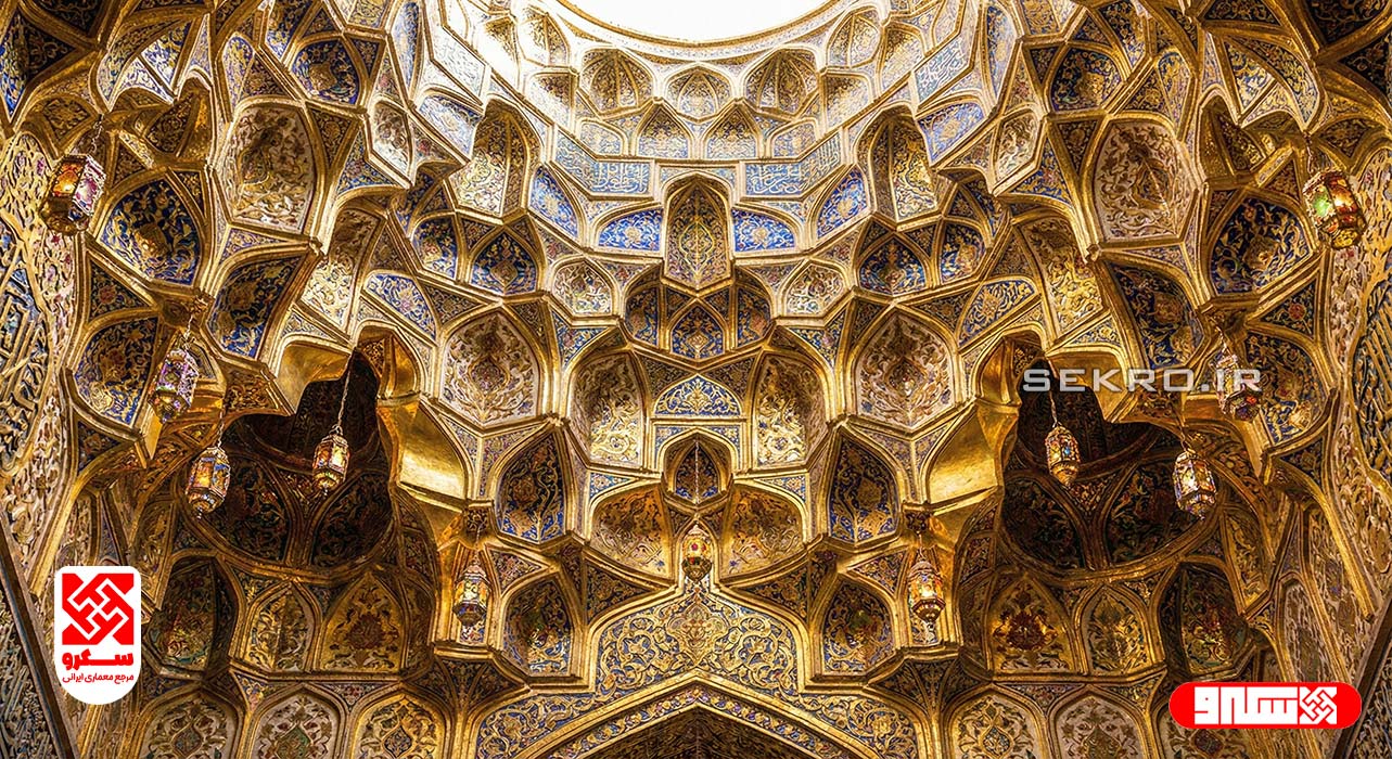 مقرنس‌کاری سقف و بازی نور و سایه در هندسه معماری