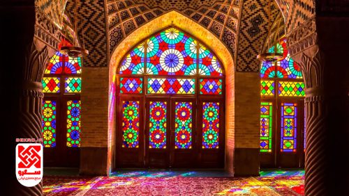 معماری ایرانی، معنویت، هنر ساخت‌وساز، نیایشگاه‌های زرتشتی، مساجد، خانقاه‌ها، جهان‌بینی ایرانی، وحدت در کثرت، تعادل ماده و معنا، هماهنگی زمین و آسمان، هندسه فضا، نور و سایه، مرکزیت، تقارن، سلسله‌مراتب، عناصر طبیعت، آب، نور، فضای قدسی، عرفان اسلامی، حکمت، گنبد، محراب، خوشنویسی، باغ ایرانی، نورپردازی معنوی، رنگ‌های قدسی، هندسه مقدس، نمادگرایی، معماری مدرن، احیای معنویت، معماری معاصر ایران، معماری اسلامی، معماری صوفیانه، معماری حکمی، معماری عرفانی، معماری مقدس، معماری خانقاهی، معماری مساجد، معماری باغ‌ها، معماری بین‌النهرین، معماری مصر، معماری یونان، معماری هند، معماری معنوی، معماری کارکردگرا، معماری صنعتی، معماری طبیعی، معماری چندمنظوره، معماری شهری.