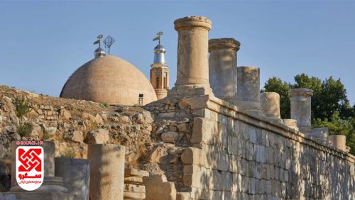 معماری اشکانی، ویژگی‌های معماری اشکانی، ایوان در معماری ایرانی، طاق ضربی اشکانی، تأثیر معماری هخامنشی بر اشکانی، معماری ساسانی و اشکانی، بناهای اشکانی، گچ‌بری معماری اشکانی، مصالح معماری اشکانی، شهرسازی اشکانی، تأثیر یونانی بر معماری اشکانی